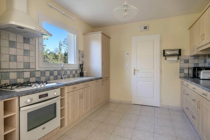 Location de vacances pour 6 personnes, avec terrasse et jardin dans Penvins - 4