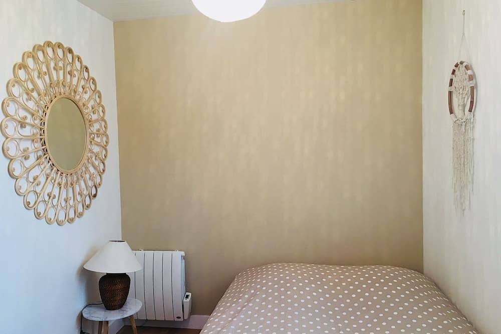 Charming Town House near the beaches of Normandy and Pegasus Bridge in Bénouville, Caen region