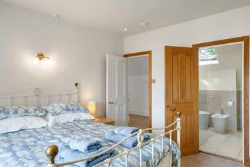 Holiday Home for 10 People in Rock, St Minver Lowlands, Photo 4