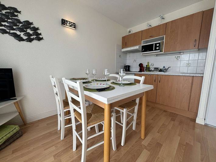 Gîte pour 4 personnes, avec balcon et piscine dans Port des Minimes - 3