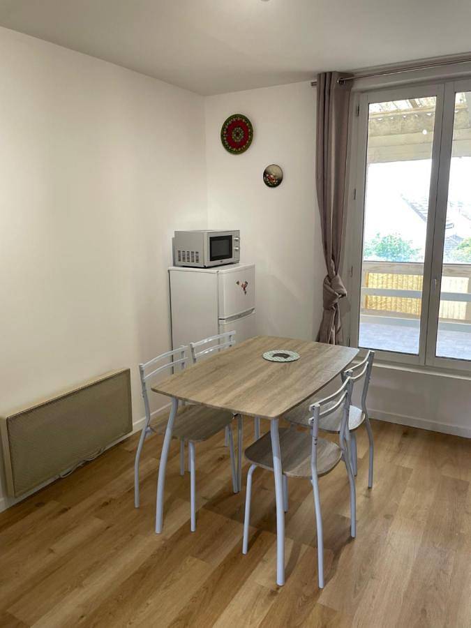 Appartement entier, Le paisible F2 à 300 m du centre ville in L'Haÿ-les-Roses, Val-de-Marne