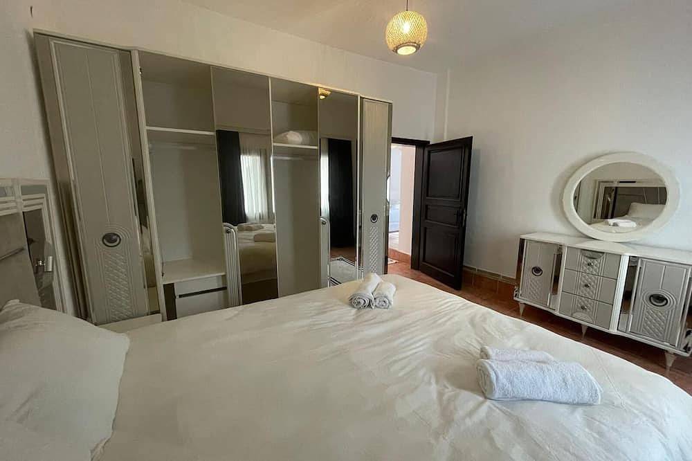 Ganze Wohnung, Deniz Manzaralı Geniş Teraslı Evimiz in Bodrum, Provinz Muğla