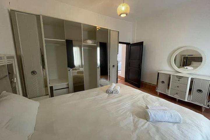 Ganze Wohnung, Deniz Manzaralı Geniş Teraslı Evimiz in Bodrum, Türkische Ägäis