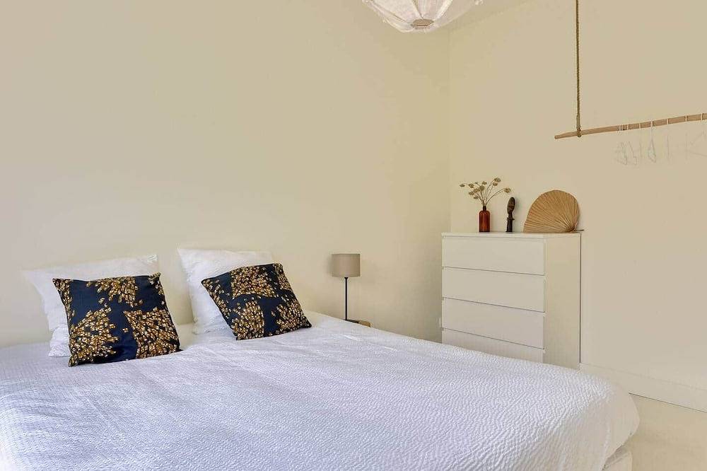 Casa Zao Jolie maison en bois brut de 50m2 à in Gouville-sur-Mer, Région de Coutances