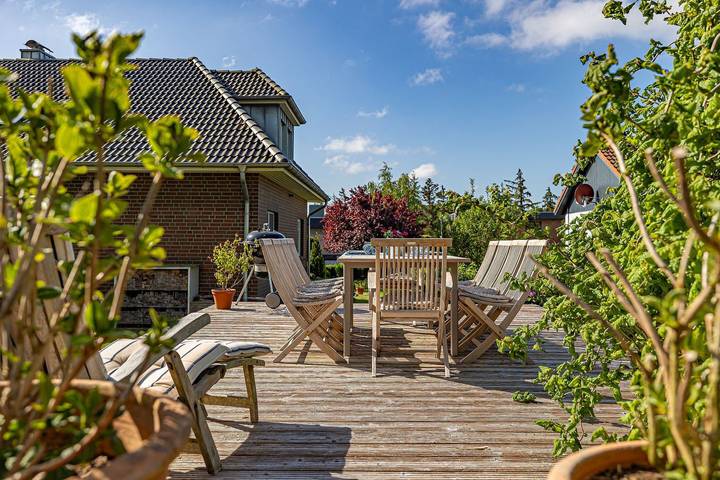 Ferienwohnung für 4 Personen, mit Terrasse und Garten sowie Ausblick