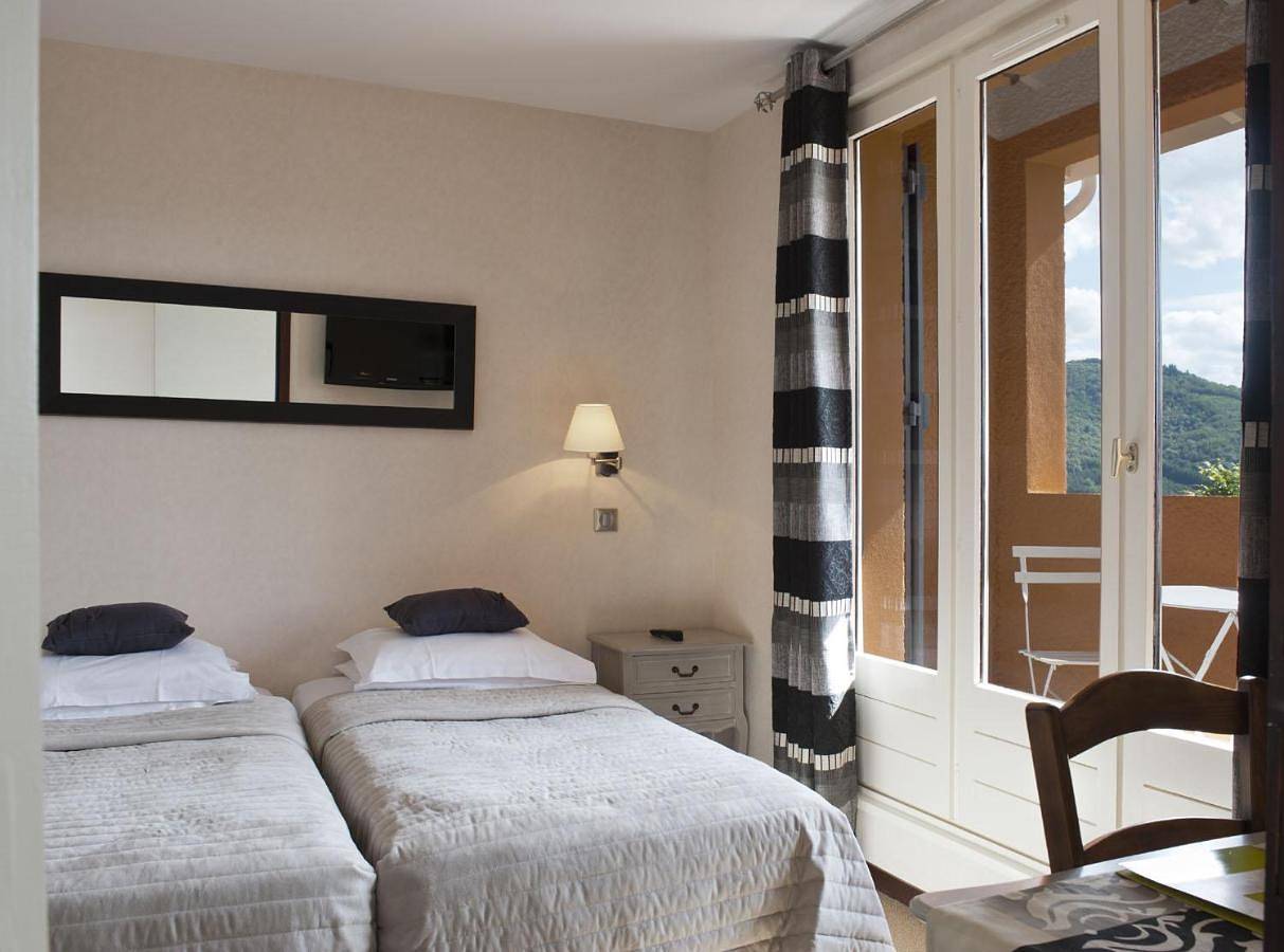 Hôtel des Vignes in Juliénas, Région de Villefranche-sur-Saône