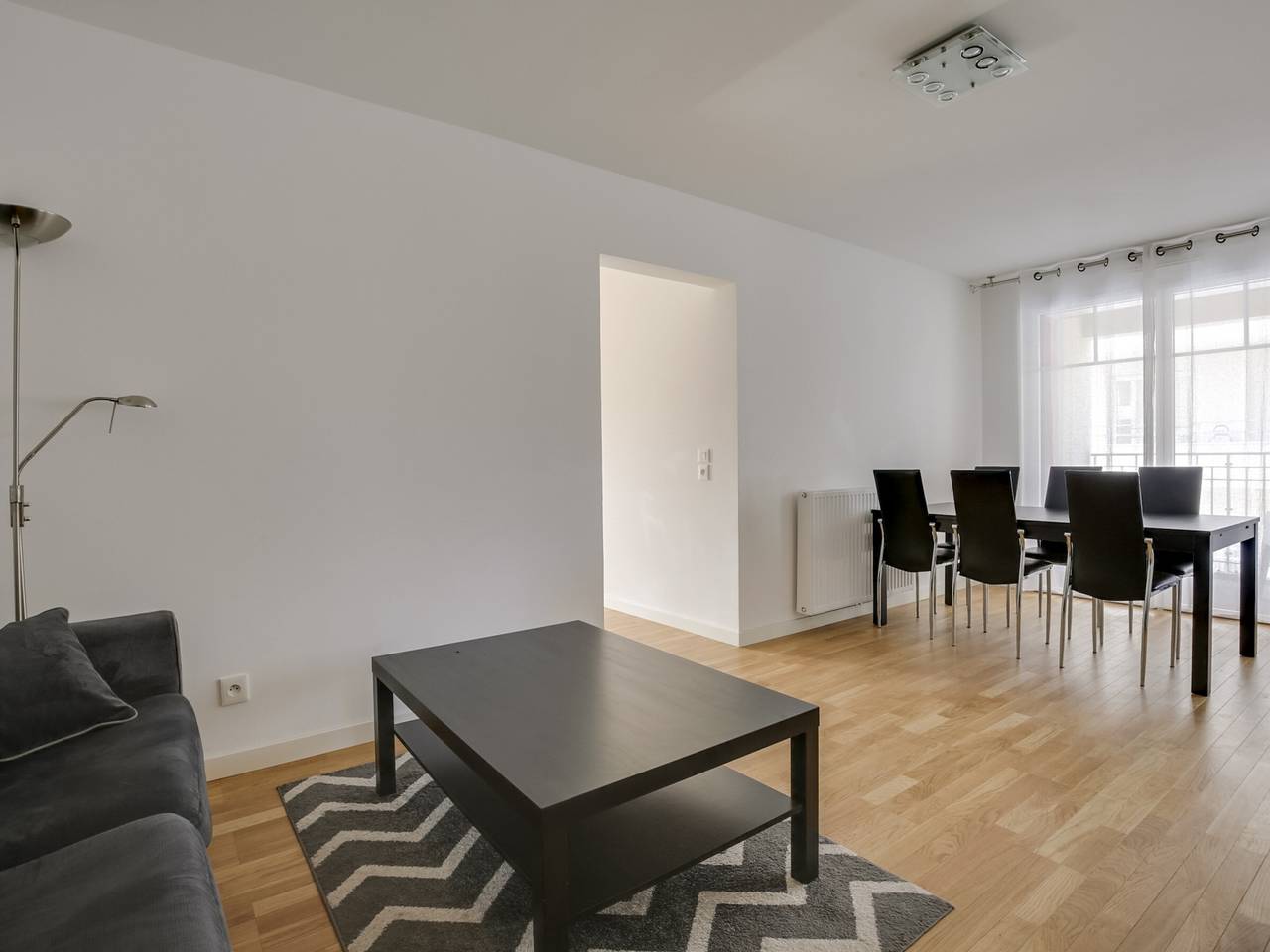 Appartement entier, Appartement de standing 8 pers, hyper centre Arcachon, balcon, parking privé, proche plages et gare in Arcachon, Région d'Arcachon