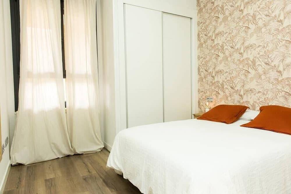 Entire apartment, Modern Apartment Laud3 - New/Family/Wi-Fi/Tv in Valladolid, Valladolid Province