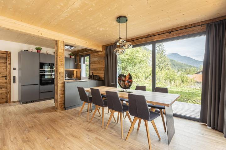Ferienhaus für 8 Personen, mit Balkon und Terrasse sowie Sauna in Biberwier