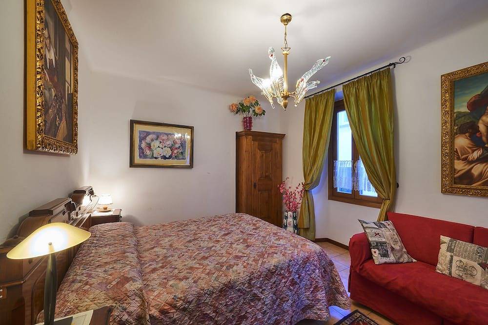 Ganze Wohnung, \"Casa Di Mezzo\" Varenna Zentrum, See von Como schön, wie von Rick Steves geschrieben in Varenna, Gemeinde Varenna