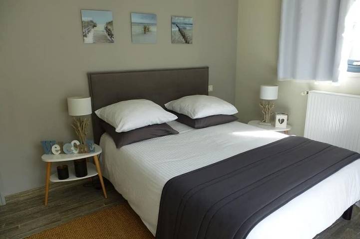 Villa bord de mer  50 m, Jacuzzi, Sauna, Kayak, Paddle, Vélos in Guissény, Région de Brest