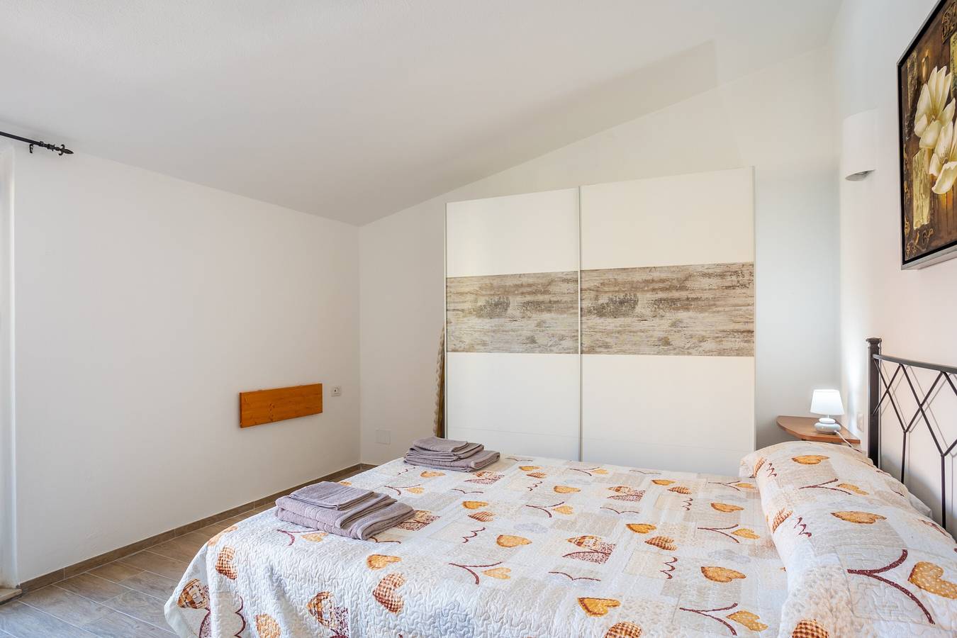 Apartamento entero, Apartamento vacacional "Casa Felice" con Wi-Fi, aire acondicionado y terraza in Santa Teresa di Gallura, Santa Teresa Gallura (Municipality)