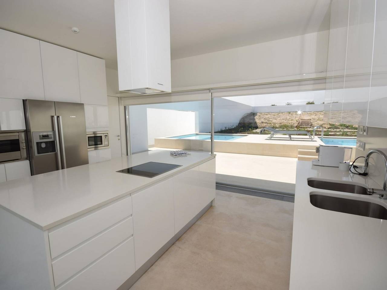 Modern Villa in Óbidos Lisbon with garden and pool in Vau, Leiria District