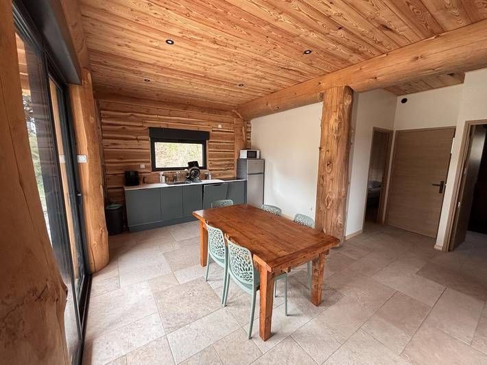 Gîte pour 6 personnes, avec jardin dans Lac de Naussac - 4