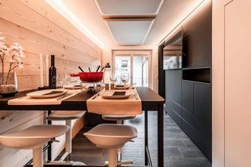 Cottage pour 3 personnes, avec sauna ainsi que jacuzzi et balcon, animaux acceptés à Saas-Fee