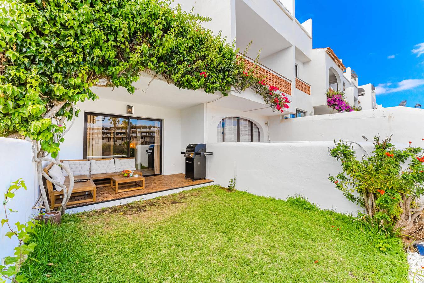 Apartamento entero, Fairways Premium Duplex Suite in Amarilla Golf, Tenerife Sur