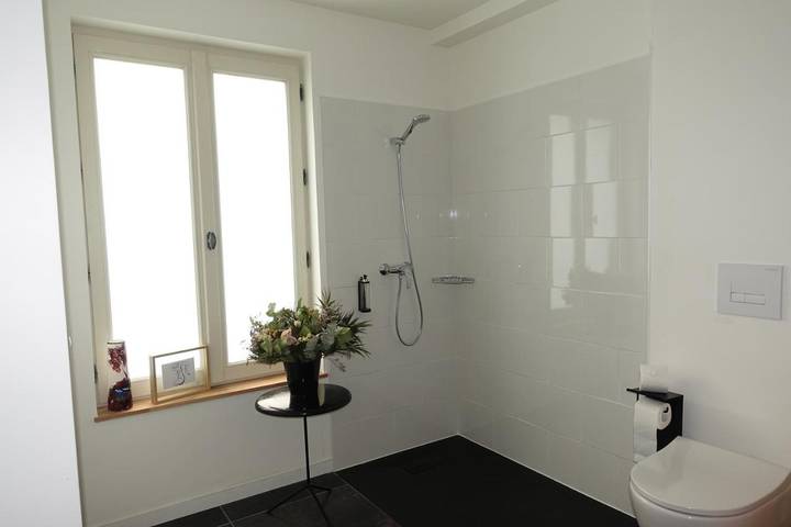 Gîte pour 2 personnes, avec jardin ainsi que vue et piscine à Brive-la-Gaillarde - 4