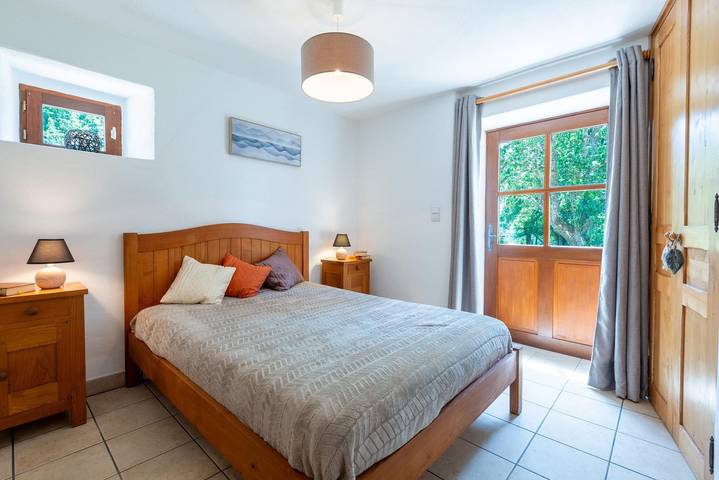 Gîte pour 6 personnes, avec jardin à Saint-Bauzile - 3