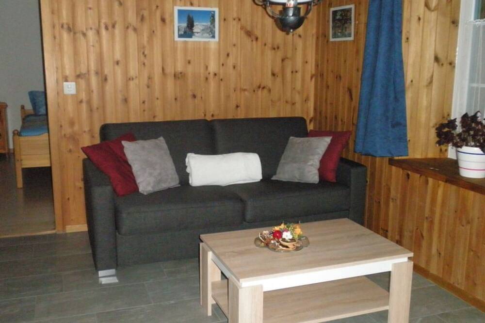 Ganze Wohnung, Casa Curgnun Collenberg, Morissen, (Morissen). in Lumnezia, Alpenarena