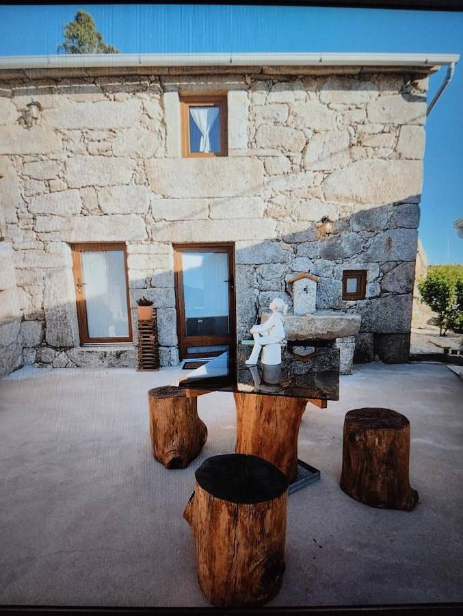 Two-Bedroom House in Oliveira de Frades, Distrito de Viseu