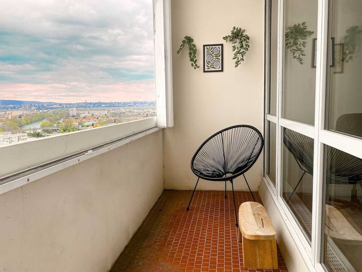 Apartamento entero, Habitación privada en piso compartido – Villeurbanne in Villeurbanne, Lyon region