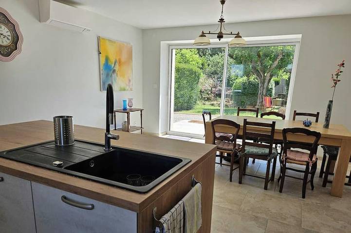 Location de vacances pour 12 personnes, avec Jardin à Castres