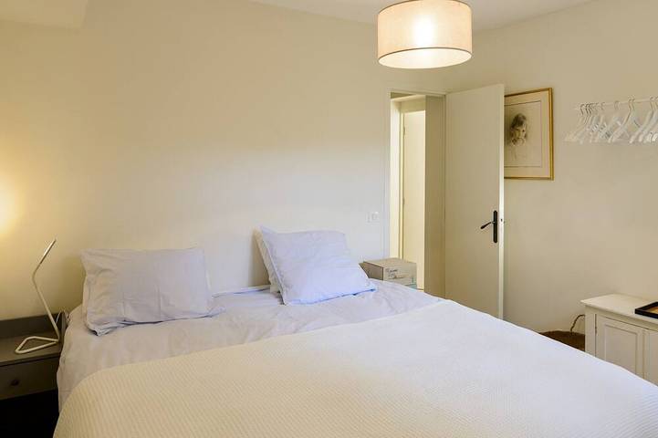 Family Home in the Heart of the Luberon with Swimming Pool and Panoramic Vi in Mérindol, Parque natural regional del Luberon