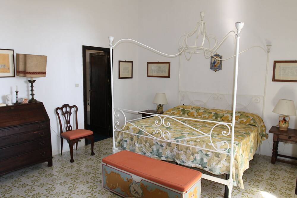 Villa Galeasi - Splendide Villa avec piscine, boulodrome, verdure, détente ... in Grottaglie, Province de Taranto