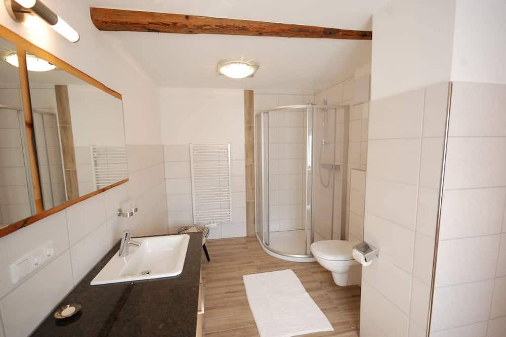 Gemütliches Ferienhaus mit Direktem Blick auf Maria-Luggau und die Berge in Gailtaler Alpen, Lesachtal