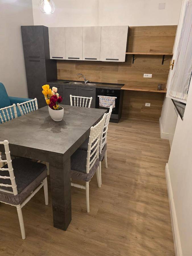 Appartamento per 5 persone, con terrazza e panorama in Scafati
