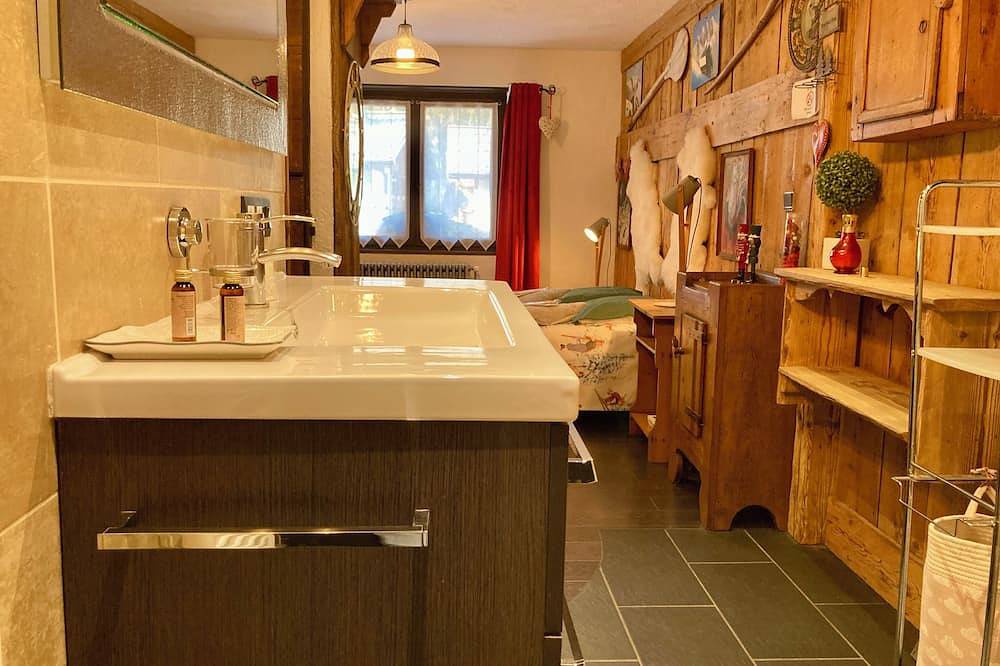 Ganze Wohnung, Garten In Chalet Mit Wifi Klasse 3 Sterne in Chamonix, Mont-Blanc-Massiv