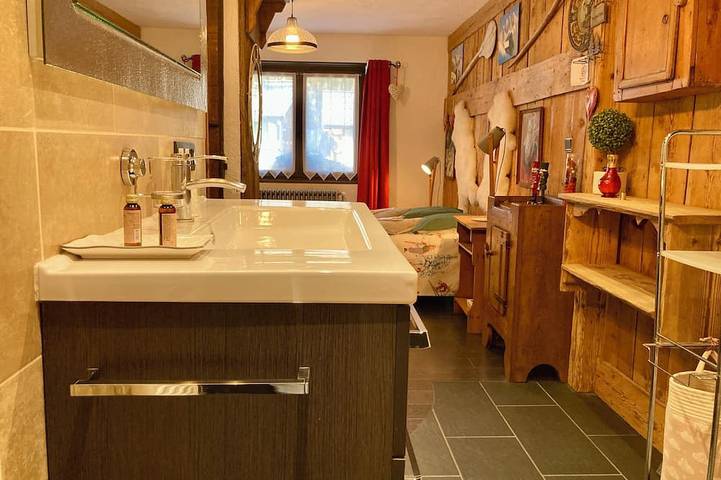 Ganze Wohnung, Garten In Chalet Mit WIFI Klasse 3 Sterne in Chamonix, Mont-Blanc-Massiv