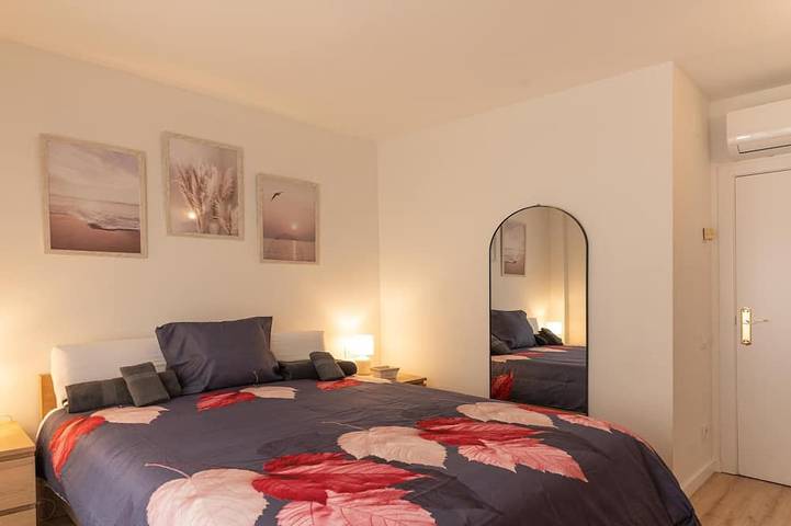 Apartamento entero, Acogedor apartamento Camp Nou in Centro Barcelona, Barcelona