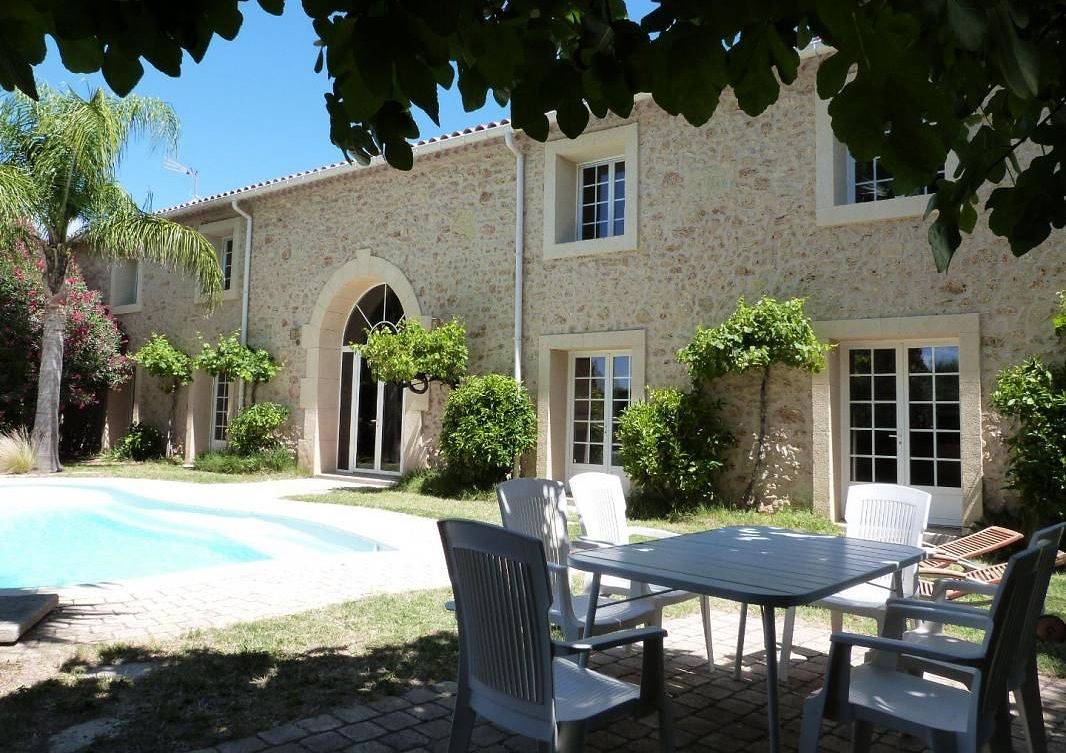 Chambres d'hôtes La Soulenque, luxury B&B - Chambre Clairette in Capestang, Canal du Midi