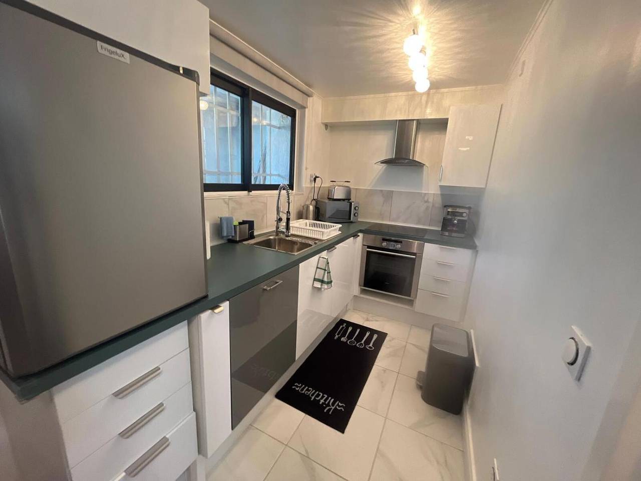 Ganze Wohnung, Apartment 'Ranko' mit privater Terrasse, privatem Garten und Wlan in Malakoff, Hauts-de-Seine