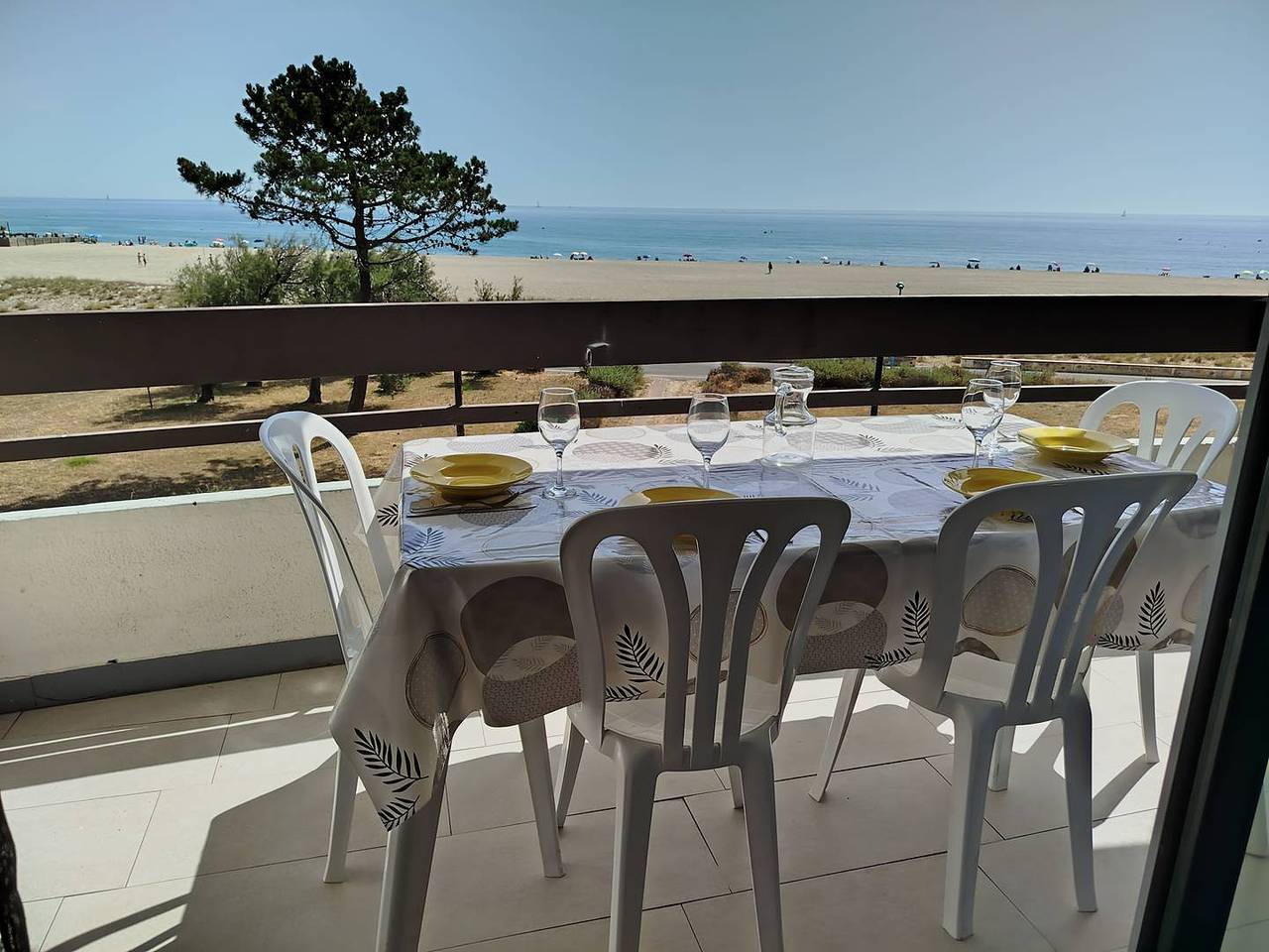 Appartement de vacances entier, Bord de mer pour ce T2 cabine climatisé avec parking et Wifi- 6Pc250 in Saint-Cyprien-Plage, Saint-Cyprien