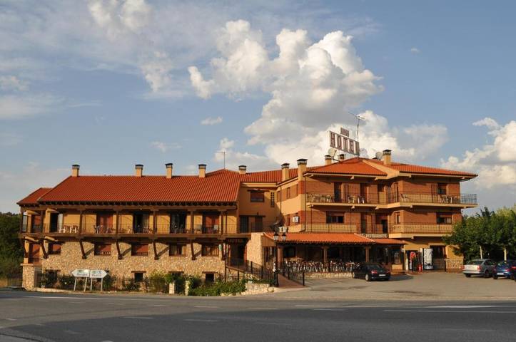Apartamento para 4 personas, con Balcón además de Terraza y Vistas en Estación de esquí de La Pinilla