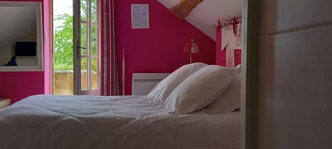 Location de vacances pour 4 personnes, avec piscine ainsi que sauna et jardin à Les Ulmes - 2