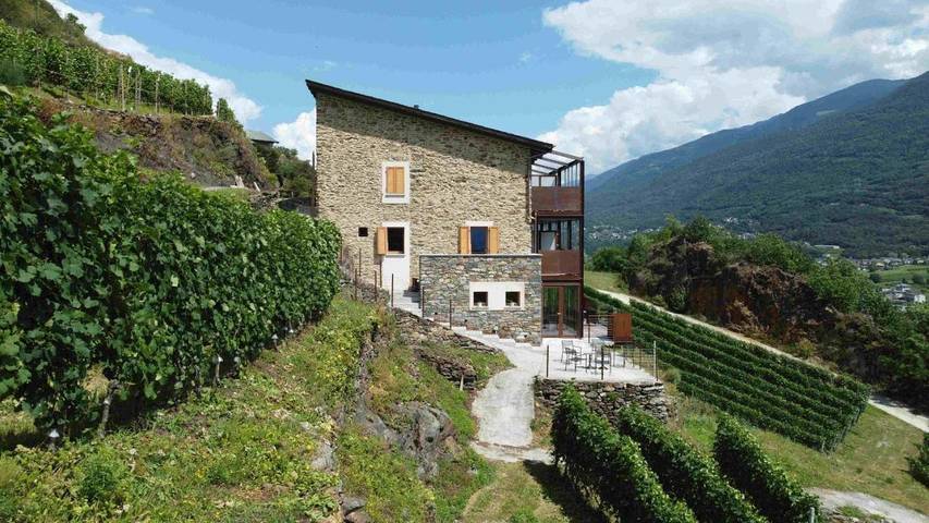 Location de vacances pour 2 personnes, avec vue et jardin à Sondrio - 3