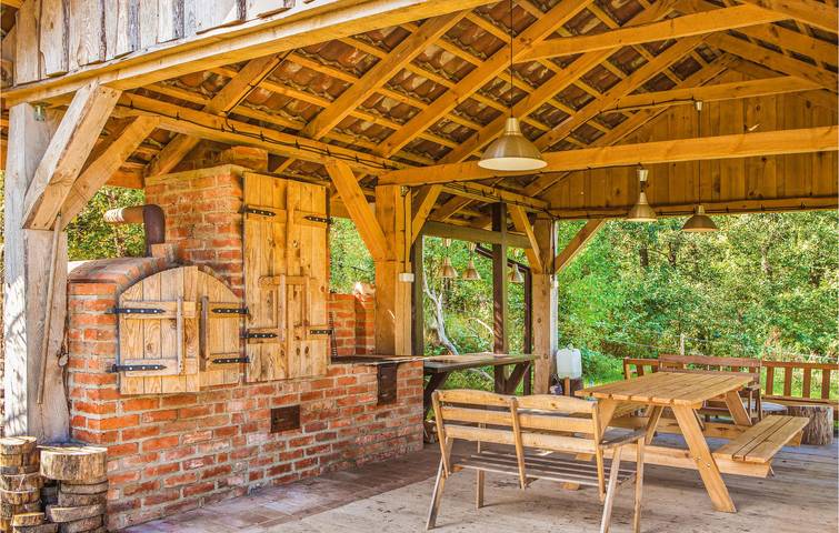 Ferienhaus für 6 Personen mit Terrasse in Seenplatte von Ilawa