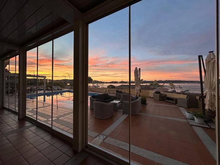 Hôtel pour 2 personnes, avec Balcon et Terrasse ainsi que Piscine et Vue