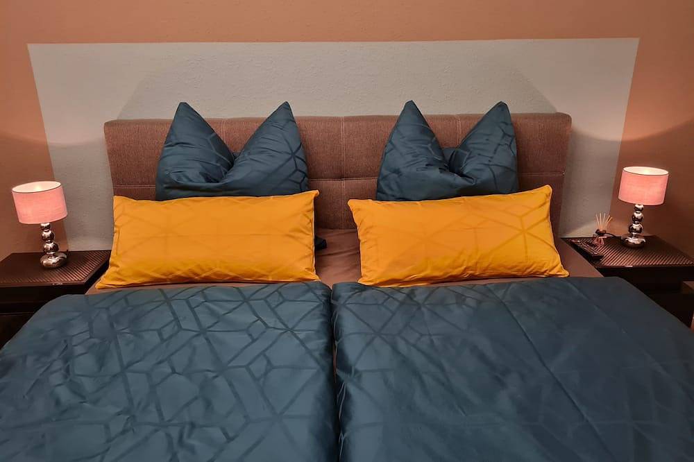 Ganze Wohnung, Ferienwohnung \"Bei von Seggern´s\" am Dorfplatz Friedrichsfehn mit Terrasse in Edewecht, Ammerland
