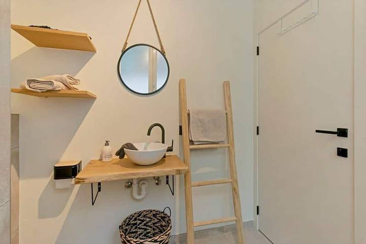 Appartement entier, One-Br Getaway in Antwerp + free parking in Anvers, Région d'Anvers