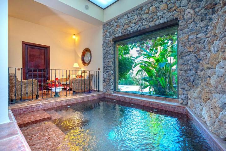 Villa pour 14 personnes, avec jardin ainsi que piscine et vue - 1