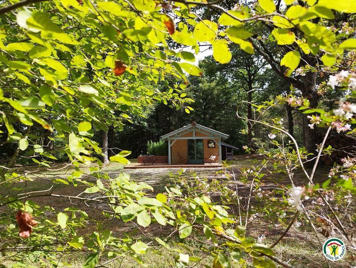 Gîte pour 3 personnes, avec terrasse et jardin