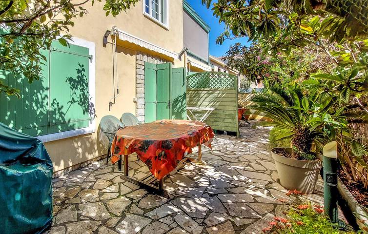 Holiday letting for 4 people, with Terrace in Sanary-sur-Mer