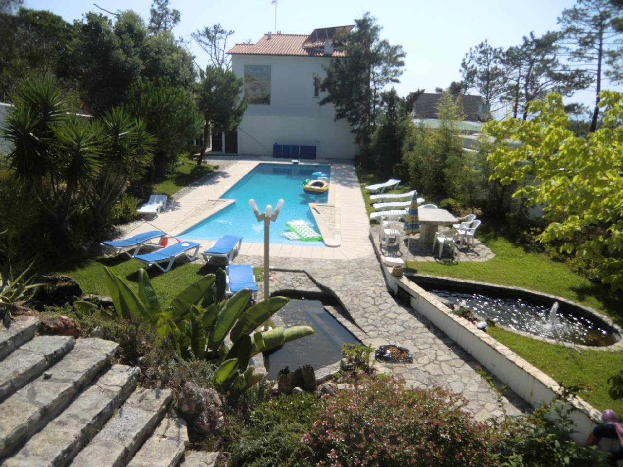 Villa "Casa de Praia perto da Nazaré" mit Meerblick, Pool und Wlan in Praia De Paredes Da Vitória, Marinha Grande