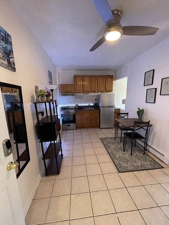 Ganze Wohnung, Cozy Freeport Retreat / 8 min Loffs Lake / Pets 🐶 in Nassau County