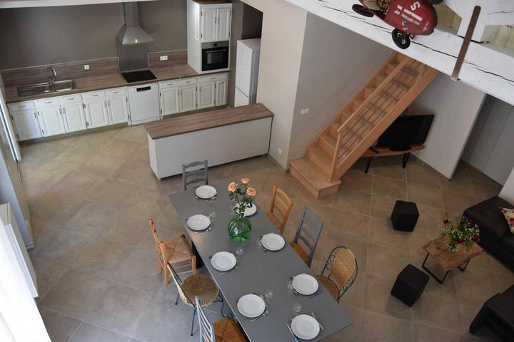 Gîte pour 8 personnes, avec jardin dans Canal De La Robine - 3