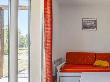 Camping voor 4 Personen in Saint-Saturnin-lès-Avignon, Provence, Afbeelding 3